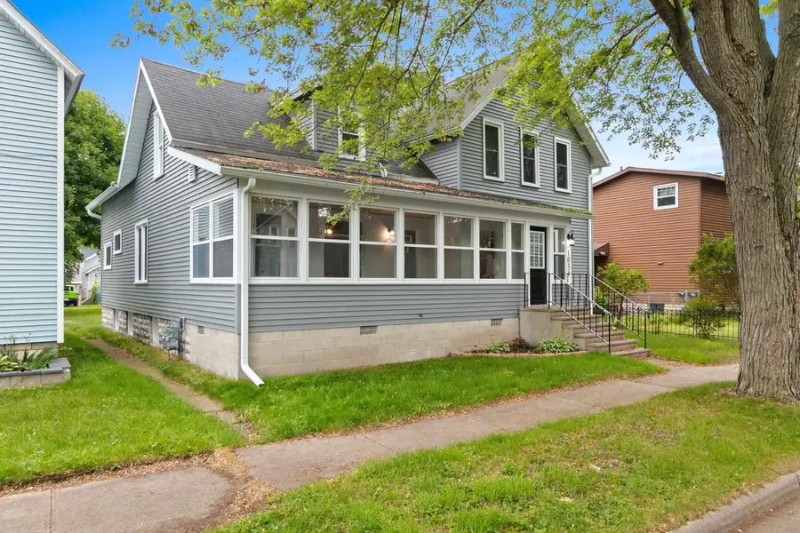 1034 Josephine Street, Marinette, WI 54143 - #2