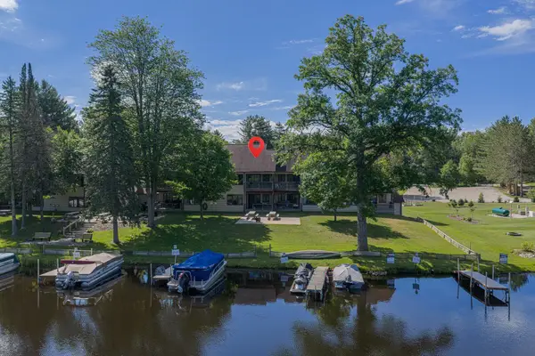 N10911 Peshtigo River Lane, CRIVITZ, WI 54114