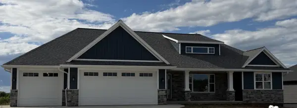 3062 Stone Fence Place, GREEN BAY, WI 54311