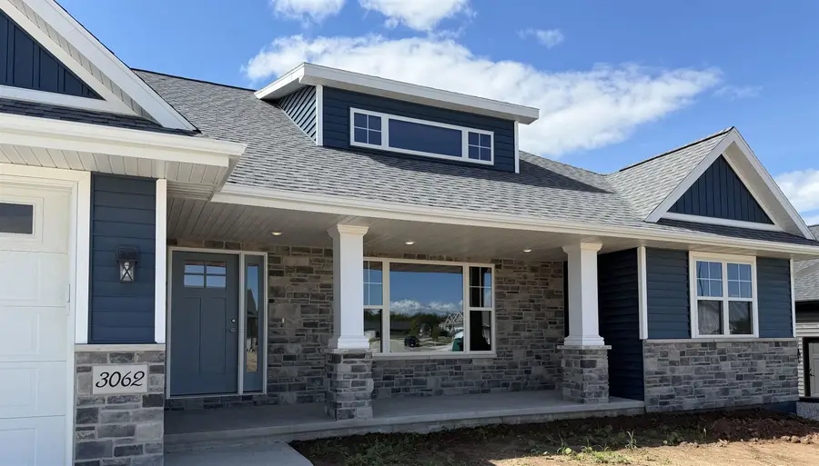 3062 Stone Fence Place, Green Bay, WI 54311 - #3
