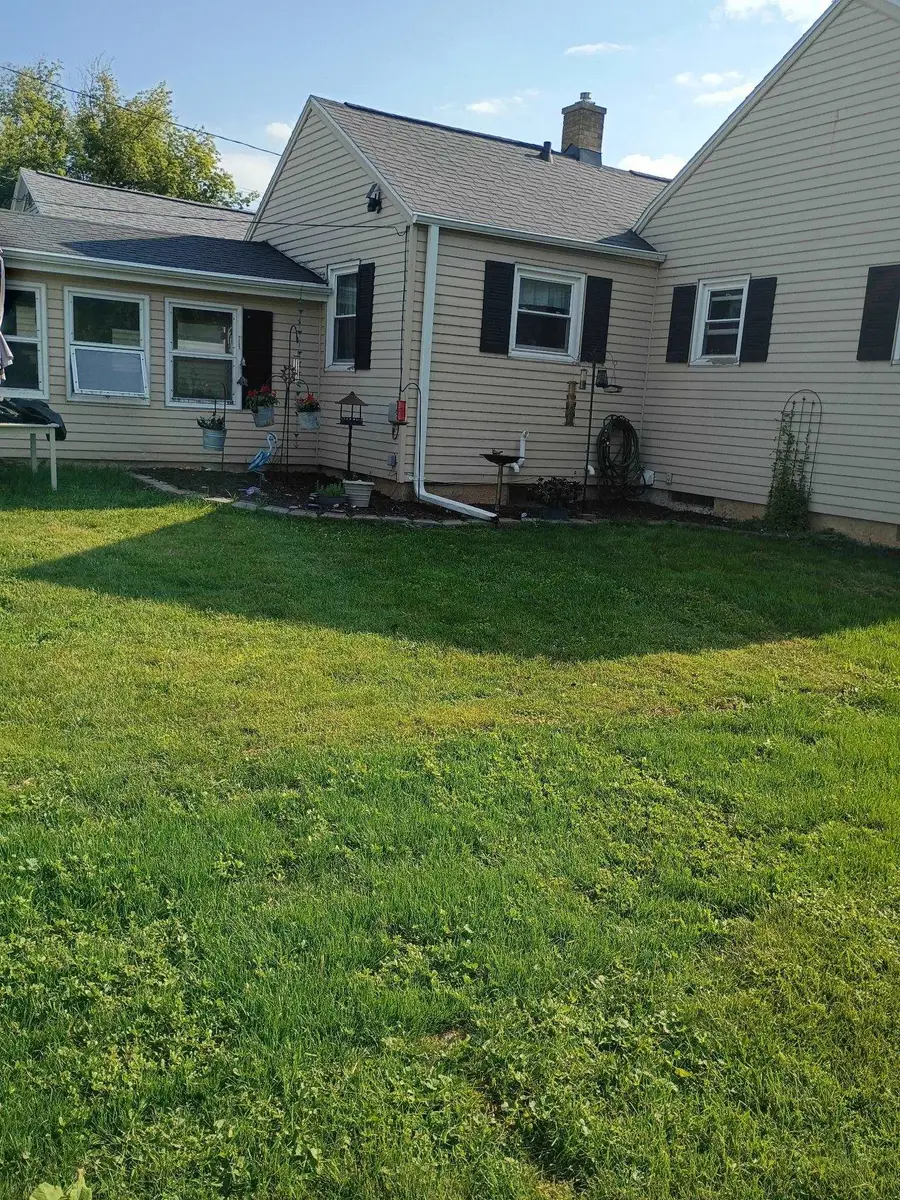 520 Pleasant Street, Oshkosh, WI 54901-4920 - #3