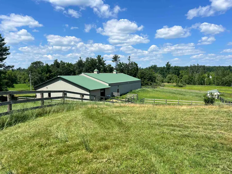 9014 River Road, Amherst, WI 54406 - #2
