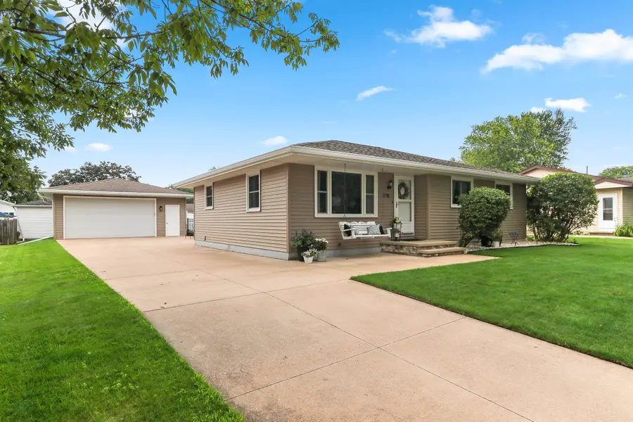 1718 Schaefer Circle, Appleton, WI 54915 - #2