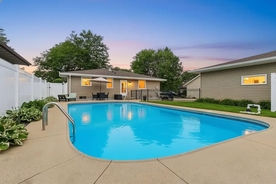 1718 Schaefer Circle, Appleton, WI 54915 - #3