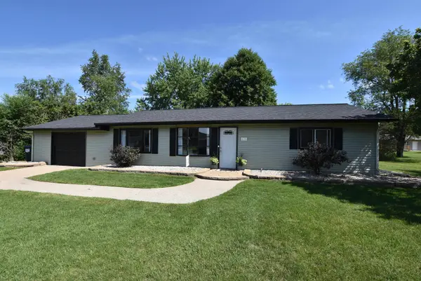 426 E Green Meadow Drive, WAUTOMA, WI 54982