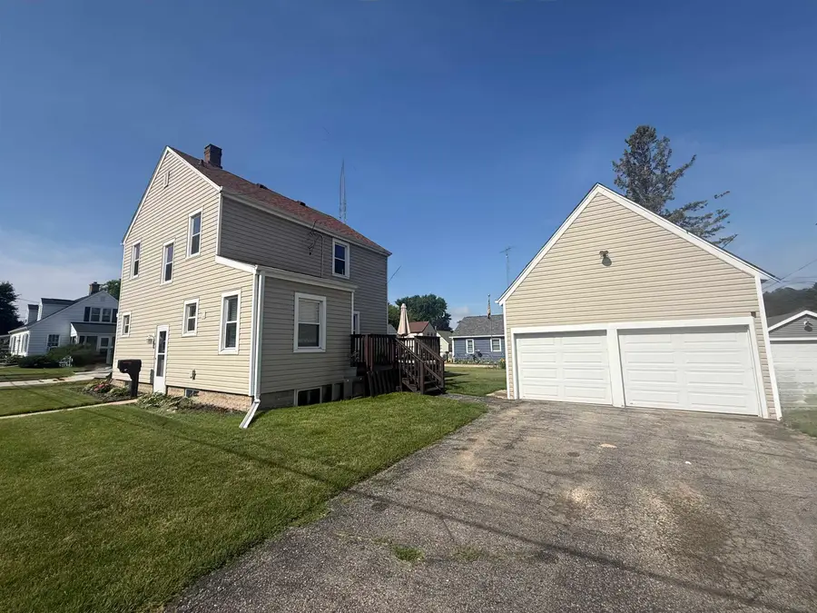 628 Roosevelt Street, Waupun, WI 53963 - #2