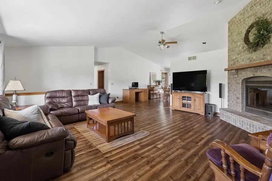 1426 Grant Street, De Pere, WI 54115 - #2