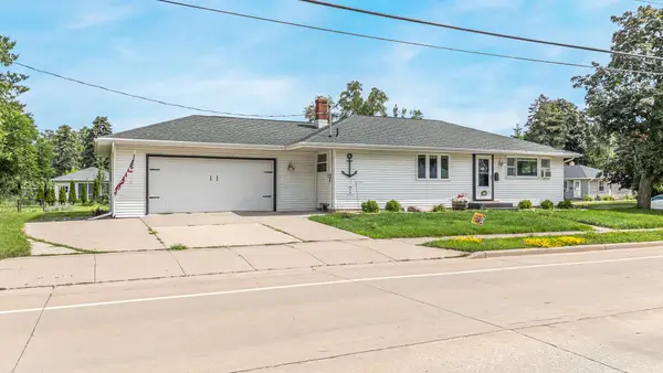 312 E Cecil Street, NEENAH, WI 54956