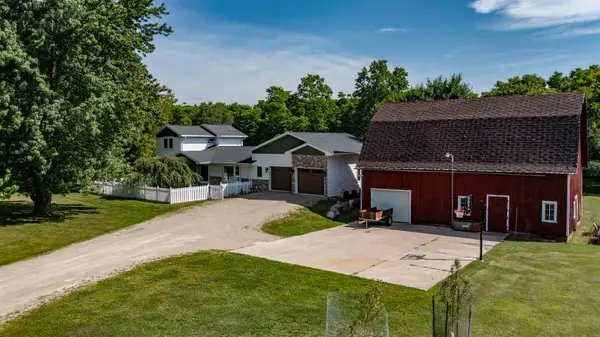 E174 Cobbtown Road, WAUPACA, WI 54981