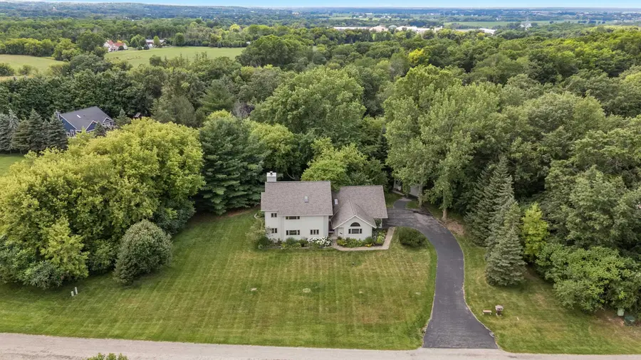 N5020 Summit Drive, Fond Du Lac, WI 54937-9687 - #3