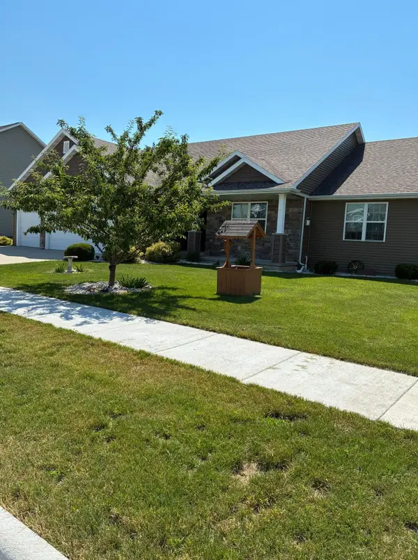 2431 Bruce Street, NEENAH, WI 54956