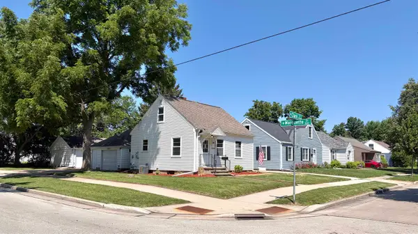 2209 N Clark Street, APPLETON, WI 54911-2034