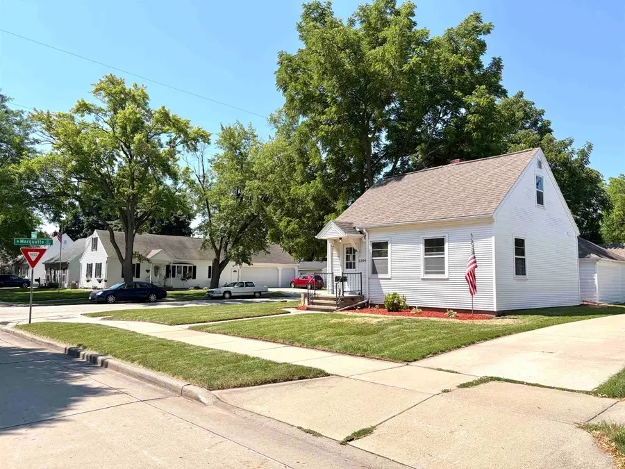 2209 N Clark Street, Appleton, WI 54911-2034 - #3
