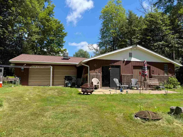 10817 Randall Lane, SURING, WI 54174
