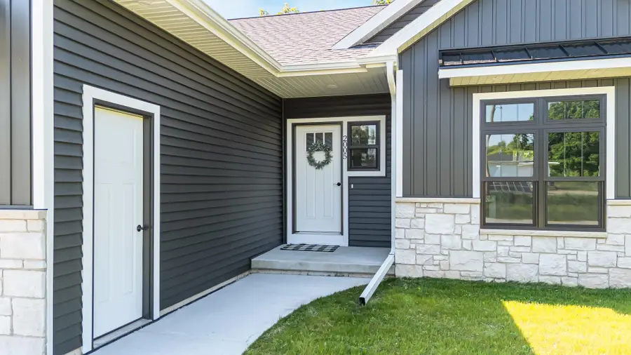 2005 E Ridge Haven Lane, Appleton, WI 54913-8962 - #2