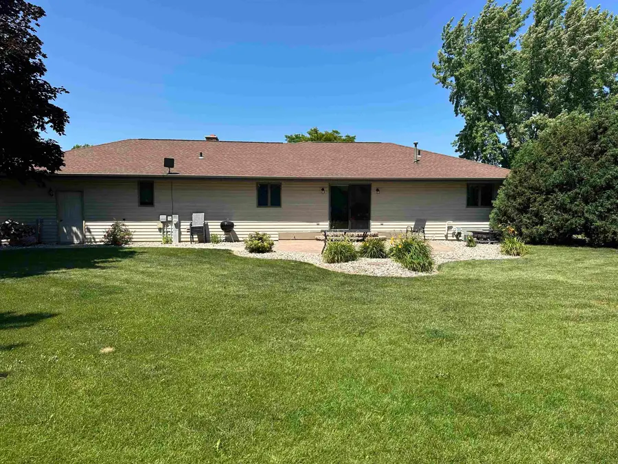N9626 Darboy Drive, Appleton, WI 54915-9367 - #2