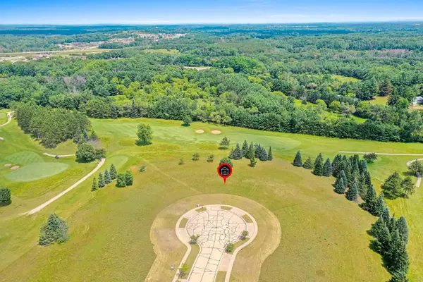 1400 Foxfire Court, WAUPACA, WI 54981-5716