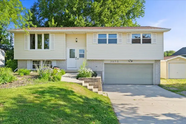 3173 Humboldt Road, GREEN BAY, WI 54311