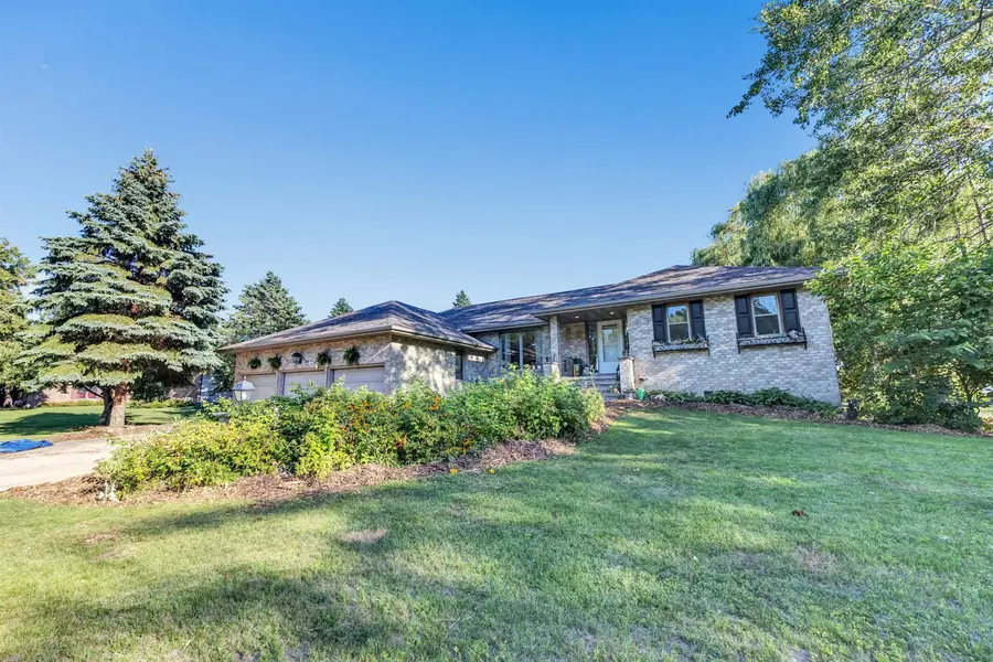 1259 Harbor Lights Road, Suamico, WI 54173-8010 - #2