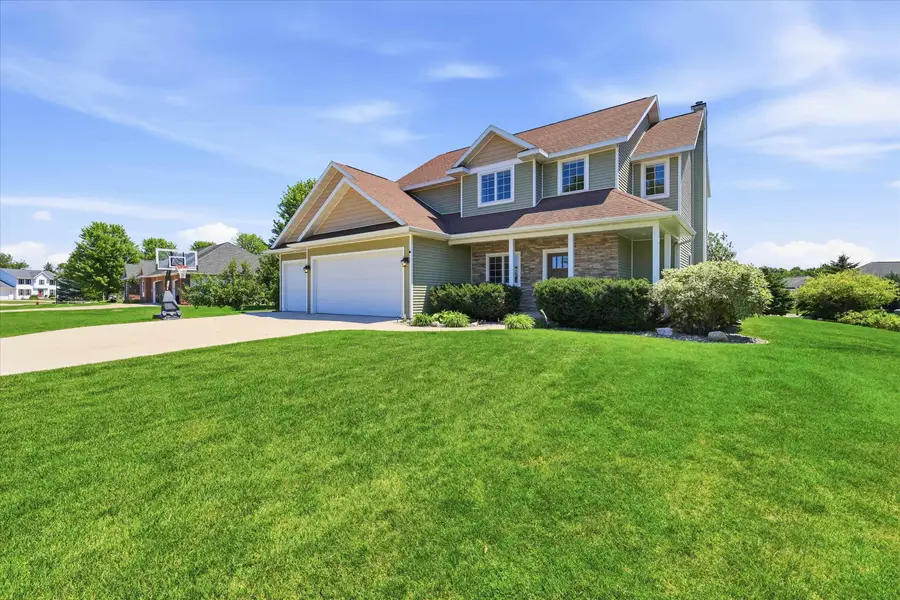 W5261 Arbor Vitae Court, Sherwood, WI 54169 - #2