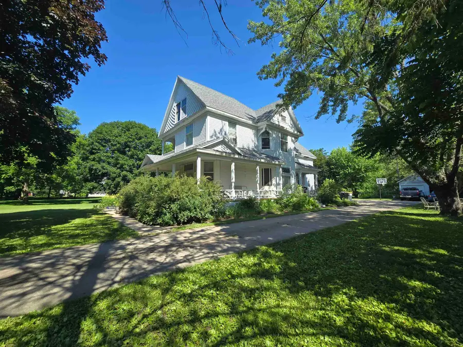 114 W Mill Street, Plainfield, WI 54966 - #2