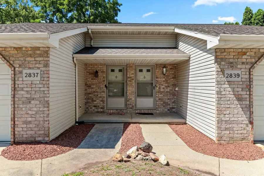 2837 St Anthony Drive, Green Bay, WI 54311-5847 - #2