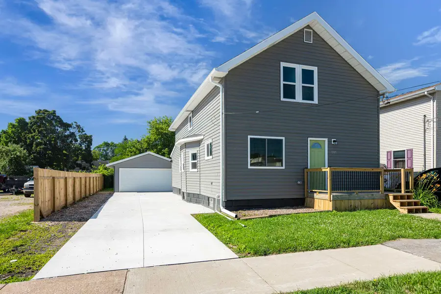 1315 W Summer Street, Appleton, WI 54914 - #2