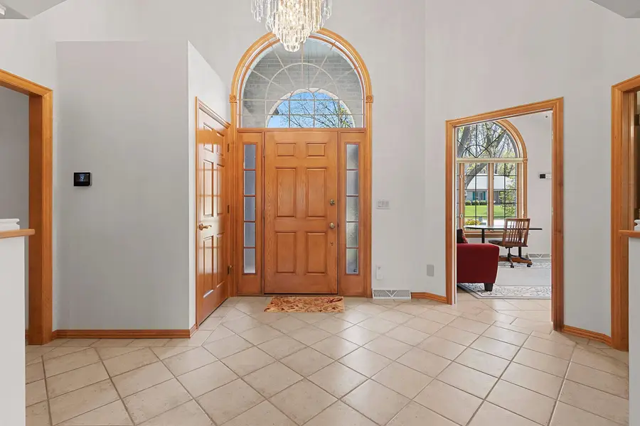 220 E Falcon Hill Way, Green Bay, WI 54302 - #3