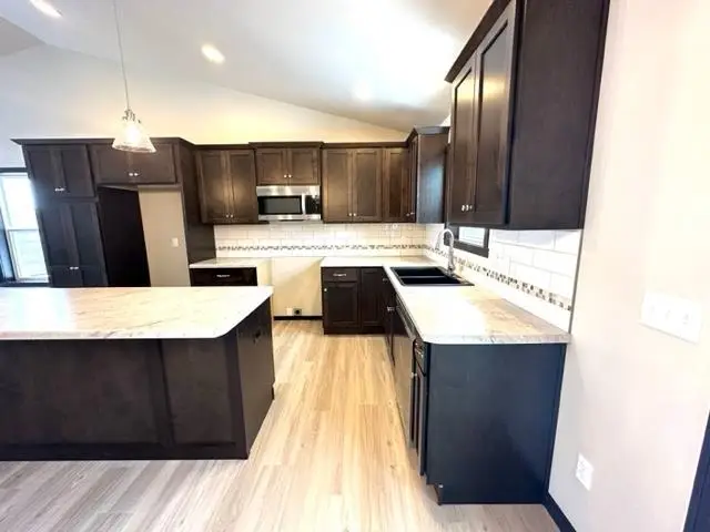 W6530 Breezy Way, Appleton, WI 54915 - #3