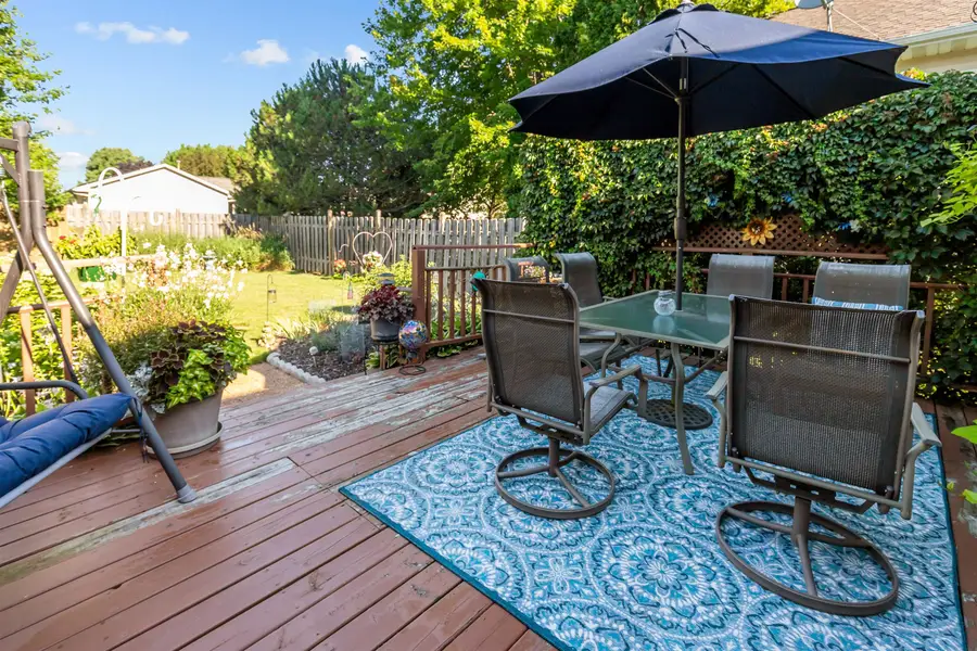 1232 Wheatfield Way, Oshkosh, WI 54904 - #2