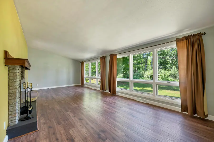 2730 Oakwood Drive, Green Bay, WI 54304 - #3