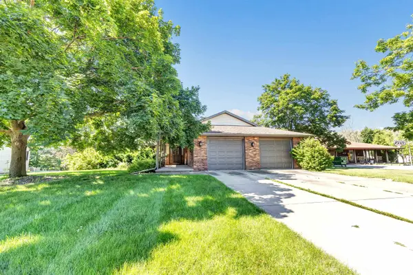 1231 Gerhardt Lane, GREEN BAY, WI 54313