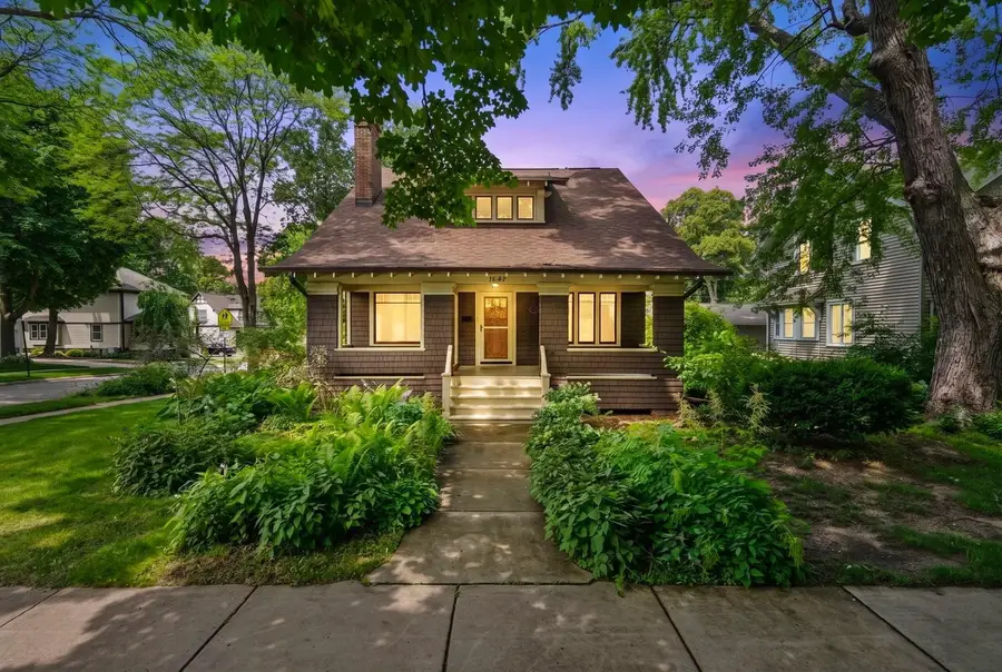 1044 S Jackson Street, Green Bay, WI 54301-3236 - #3