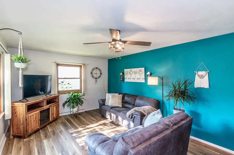 1718 S Pearl Street, New London, WI 54961-2556 - #3