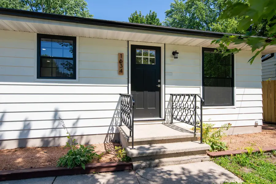 1634 Burdick Street, Oshkosh, WI 54901 - #2
