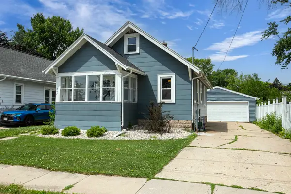 507 Elm Street, NEENAH, WI 54956