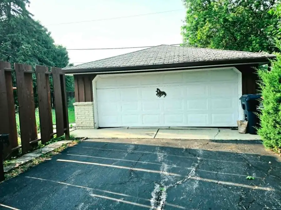8830 W Greenwood Terrace, Milwaukee, WI 53224-4022 - #3