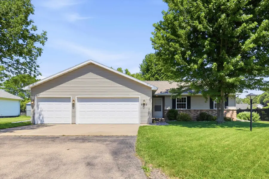 W5982 Hearthstone Drive, Appleton, WI 54915 - #3