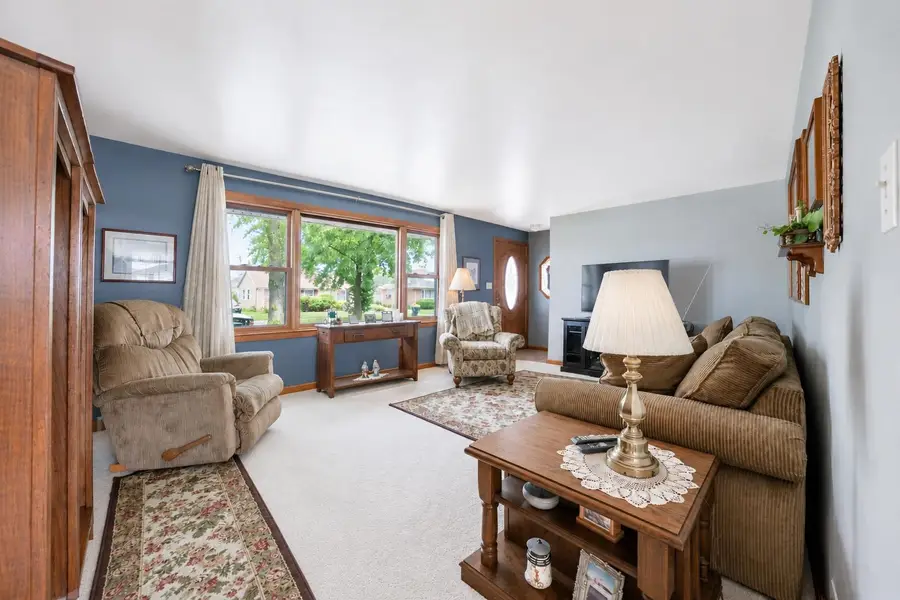 1059 Rockdale Street, Green Bay, WI 54304 - #2
