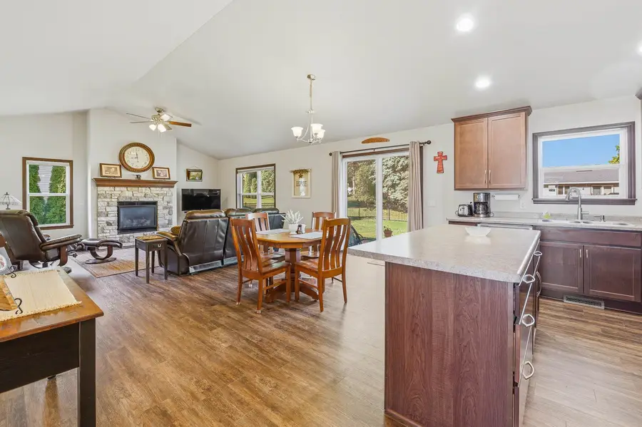 502 Leona Way, Oakfield, WI 53065-9410 - #3
