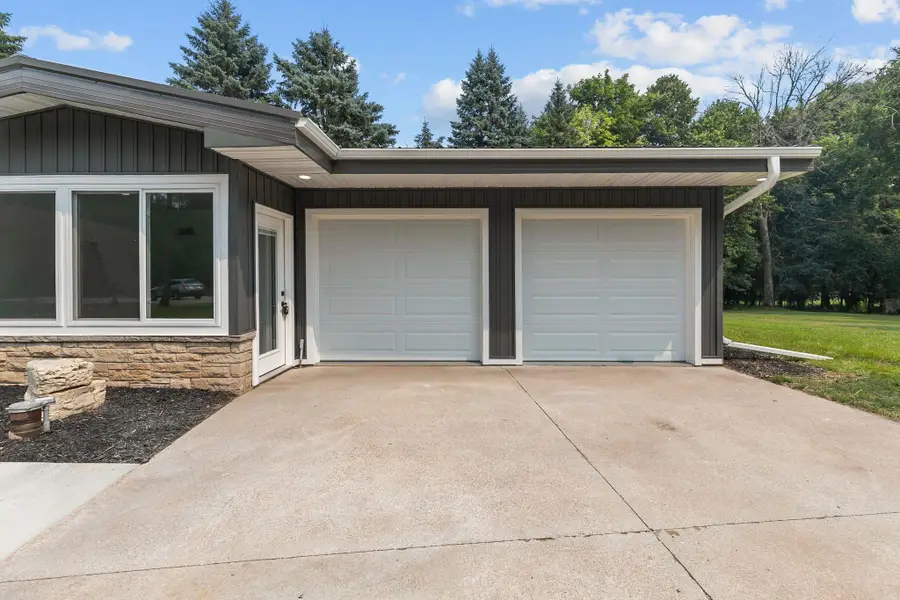 1900 Leonard Point Road, Oshkosh, WI 54904 - #3