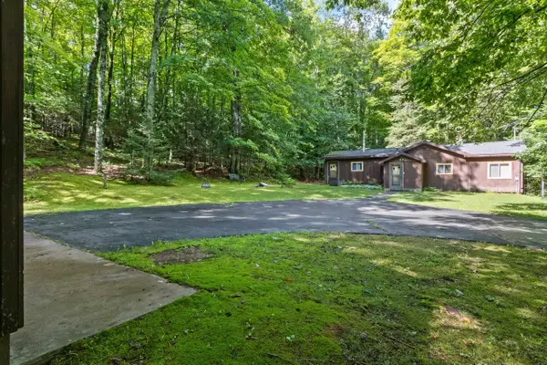 11339 Old 8 Road, CRANDON, WI 54520