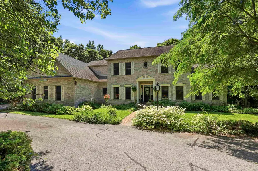 4950 Plummers Point Road, Oshkosh, WI 54904-7048 - #2
