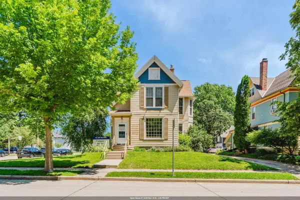 620 Elmwood Avenue, OSHKOSH, WI 54901-3504