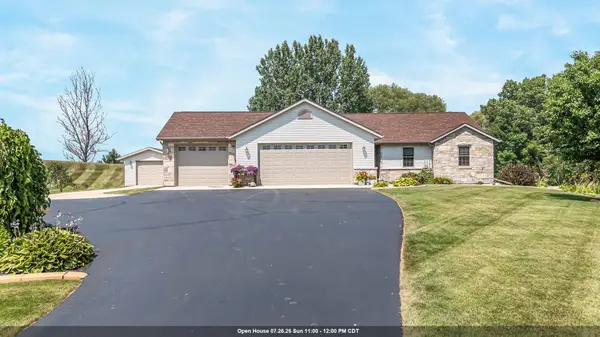 206 Donovan Circle, ROSENDALE, WI 54974