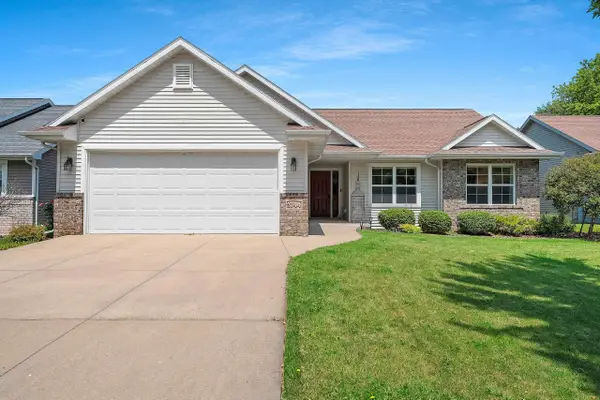 2744 W Commonwealth Court, APPLETON, WI 54914