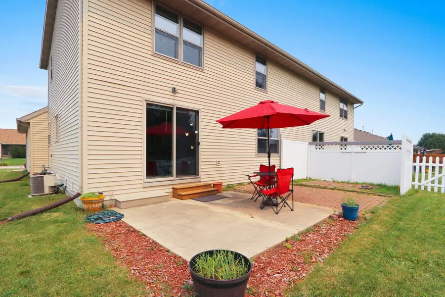 1275 N Franco Court, De Pere, WI 54115-3817 - #2
