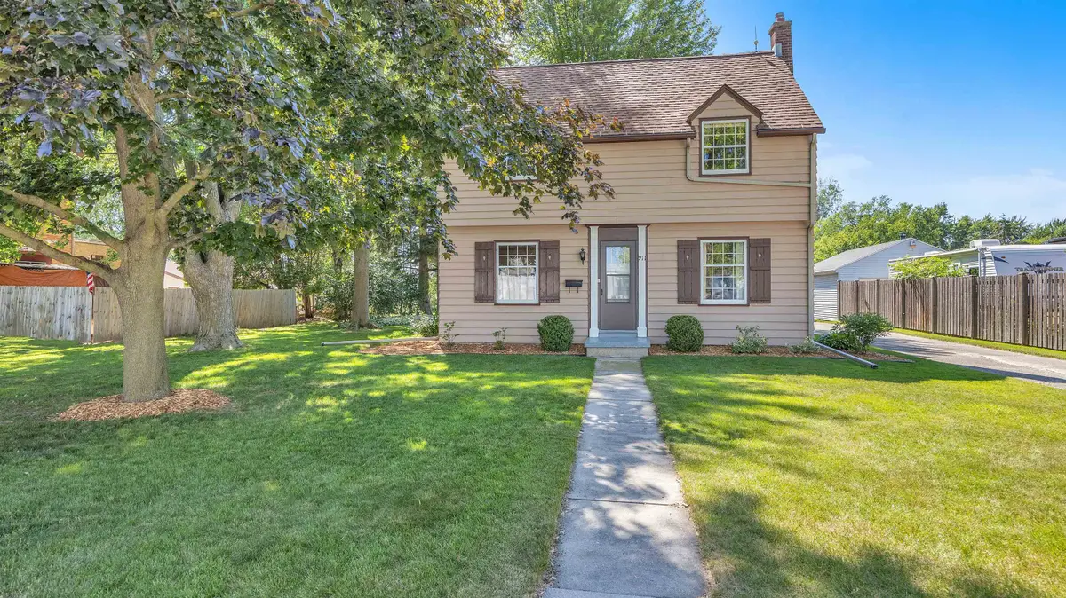 911 S Madison Street, Chilton, WI 53014 - #1