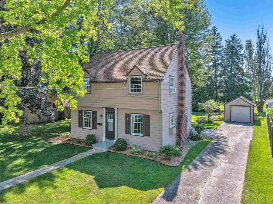 911 S Madison Street, Chilton, WI 53014 - #2