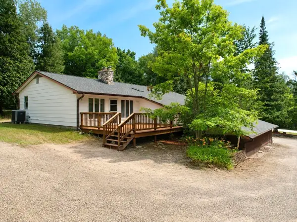 W3520 Renikow Road, WAUSAUKEE, WI 54177